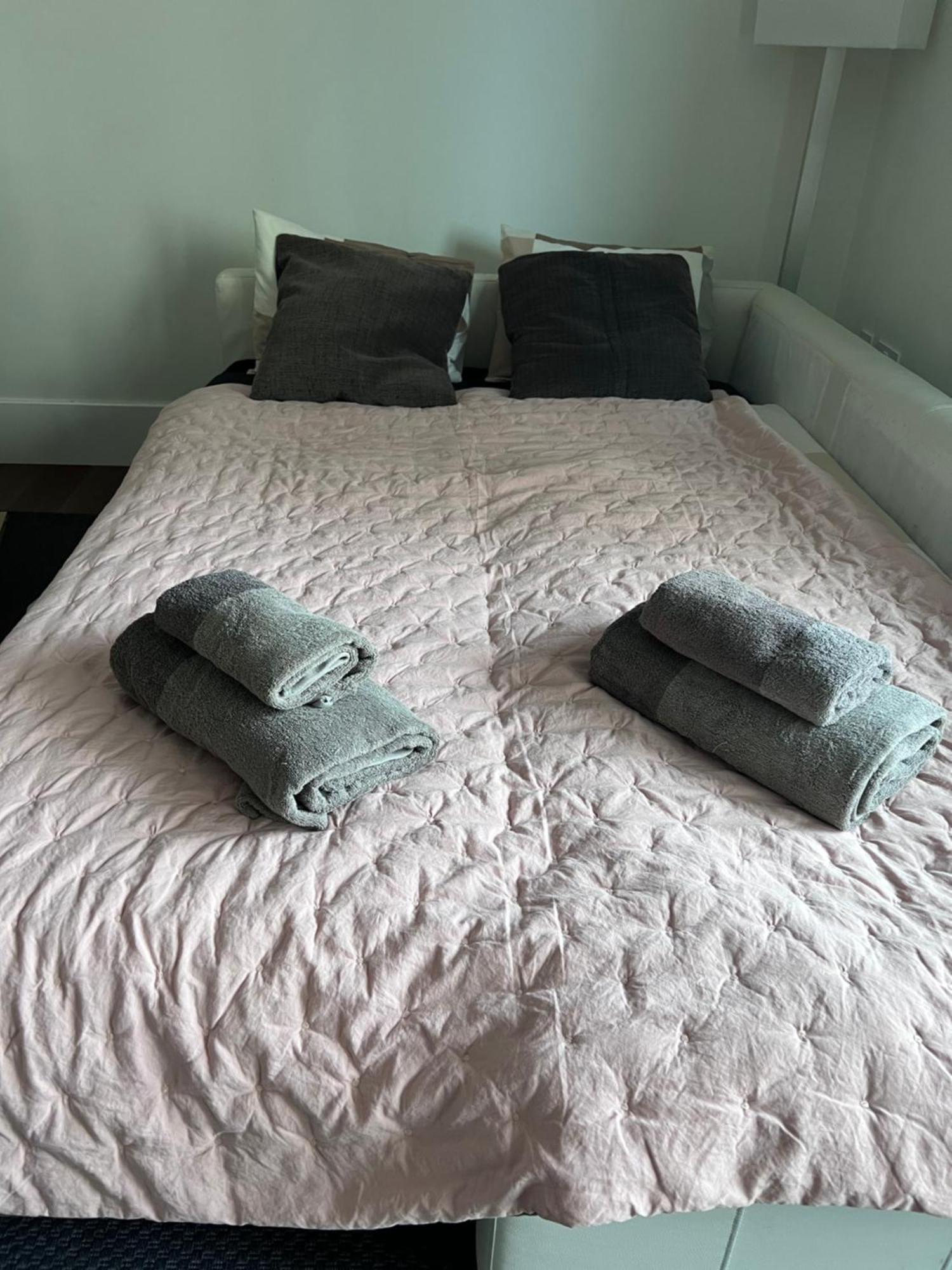Deluxe 1-Bed Apartment In The City Centre Γιβραλτάρ Εξωτερικό φωτογραφία